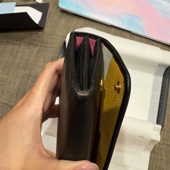 Authentic Prada Wallet - Picture 7 of 11